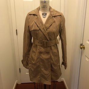 Brown/Tan Belted Trench Coat in Great Condition